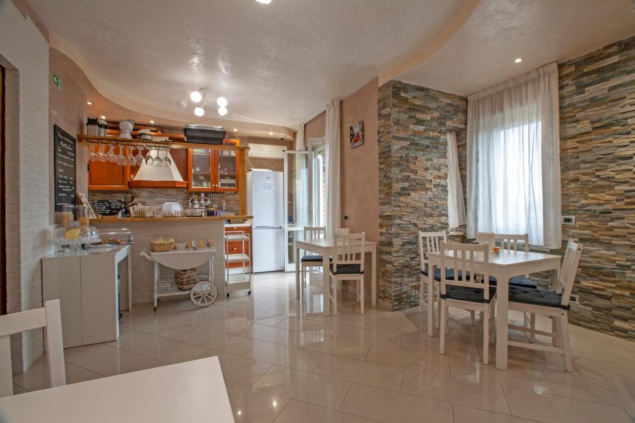 Hotel Rogiual Rom Exterior foto